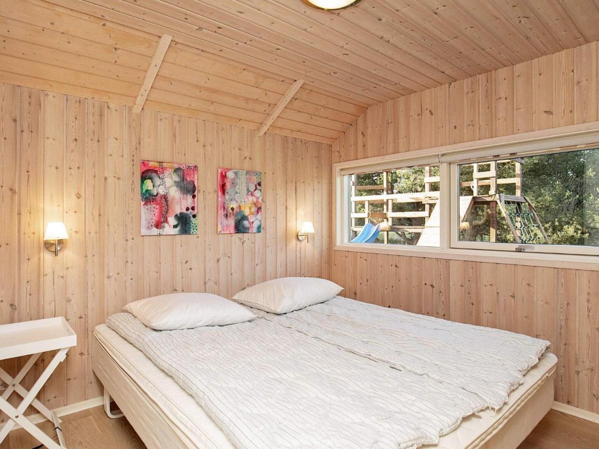 Three-Bedroom Holiday Home In Rodby 38 Kramnitse Exterior foto